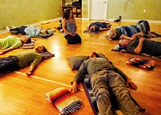 Raena Wilson facilitates Inspirited Sol Breathwork.